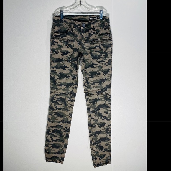 BLANK NYC**Camouflage Denim Pants**Size 24 $118 - Picture 1 of 7